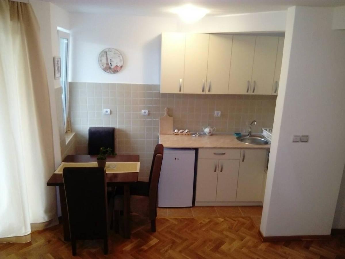 Apartment Laca Vrnjačka Banja Exterior foto